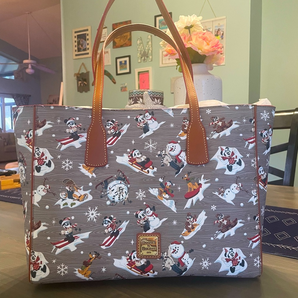 Disney Dooney & Bourke Bag - 2021 Holiday - Tote